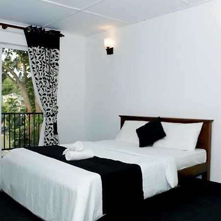 Sadhara River View Lodge Kandy Dış mekan fotoğraf